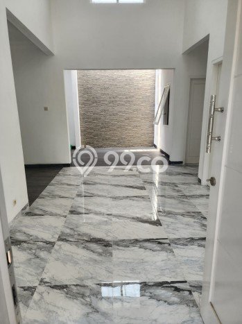 Rumah Luas Asri 2 KT Siap Pakai di Bintaro Tangerang Selatan Rumah Luas Asri 2 KT Siap Pakai di Bintaro Tangerang Selatan