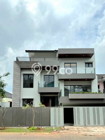 Rumah Mewah LB 500m2 Siap Huni Desain Elegan di BSD Delatinos, Tangerang Rumah Mewah LB 500m2 Siap Huni Desain Elegan di BSD Delatinos, Tangerang