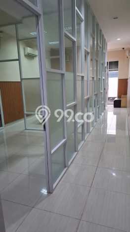 LOKASI PREMIUM! Ruko di Serpong, Luas 202m2m², Mainroad, Kawasan Bisnis LOKASI PREMIUM! Ruko di Serpong, Luas 202m2m², Mainroad, Kawasan Bisnis