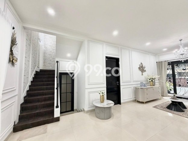 Rumah Luxury Modern Tanpa Renovasi di BSD Puspita Loka Tangerang Rumah Luxury Modern Tanpa Renovasi di BSD Puspita Loka Tangerang