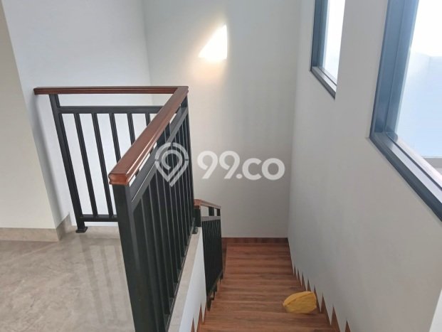 Hunian Mewah LB 330m2 Siap Huni Desain Elegan di BSD Kencana Loka, Tangerang Hunian Mewah LB 330m2 Siap Huni Desain Elegan di BSD Kencana Loka, Tangerang