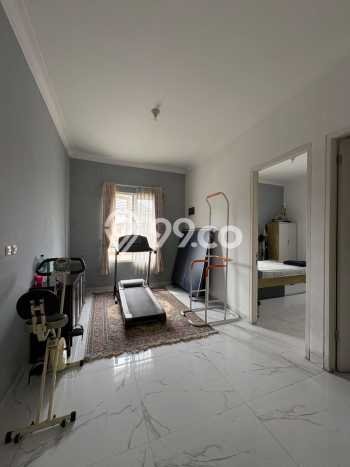 Dijual Hunian Rumah Terawat 4 KT di BSD Nusaloka, Tangerang Dijual Hunian Rumah Terawat 4 KT di BSD Nusaloka, Tangerang