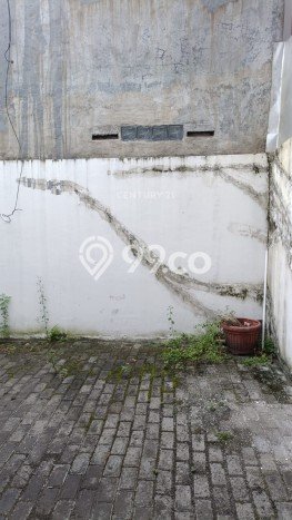 Disewakan Gudang komersial di Cakung luas bangunan 180m2 Disewakan Gudang komersial di Cakung luas bangunan 180m2