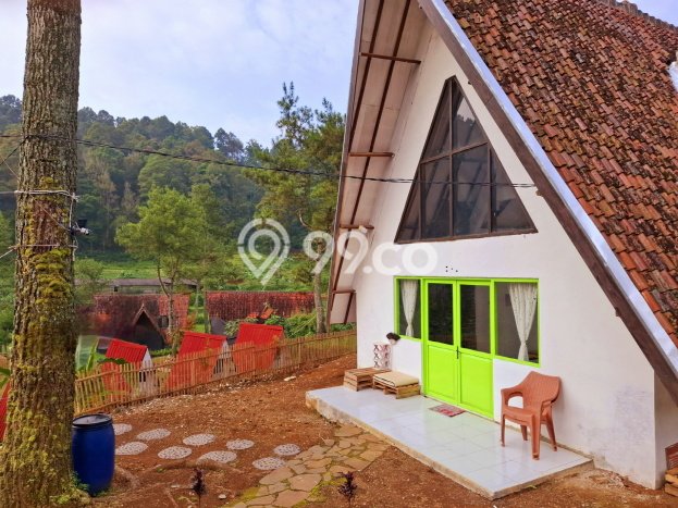 Jual Cepat! Vila Kawasan Pasirjambu, Luas 237m2m², Area Berkembang dengan nilai meningkat Jual Cepat! Vila Kawasan Pasirjambu, Luas 237m2m², Area Berkembang dengan nilai meningkat