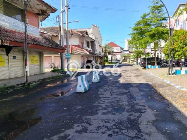 Ruko Komersial Disewakan di Sidoarjo Sidoarjo Luas 100m2 Ruko Komersial Disewakan di Sidoarjo Sidoarjo Luas 100m2