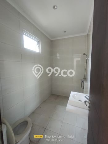 Kantor Disewakan Lokasi BSD Tangerang Selatan Harga Spesial! Kantor Disewakan Lokasi BSD Tangerang Selatan Harga Spesial!