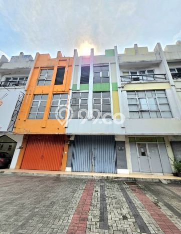 Unit Ruko Dijual di Tangerang LT 67m2 & LB 190m2 Unit Ruko Dijual di Tangerang LT 67m2 & LB 190m2
