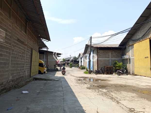 Gudang untuk Disewa di Pusat Tangerang Luas Bangunan 1000m2 Gudang untuk Disewa di Pusat Tangerang Luas Bangunan 1000m2