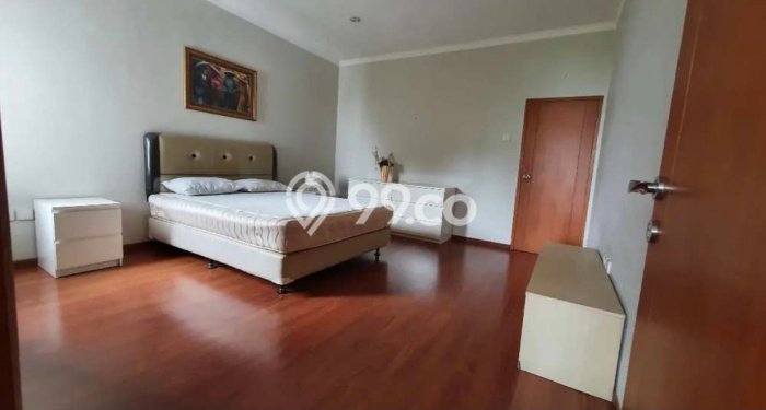 For Sale! Premium House LT 252m2 Desain Modern di Dago Pakar For Sale! Premium House LT 252m2 Desain Modern di Dago Pakar