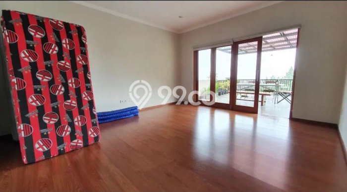 For Sale! Premium House LT 252m2 Desain Modern di Dago Pakar For Sale! Premium House LT 252m2 Desain Modern di Dago Pakar