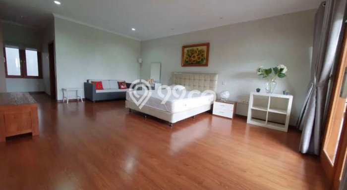 For Sale! Premium House LT 252m2 Desain Modern di Dago Pakar For Sale! Premium House LT 252m2 Desain Modern di Dago Pakar