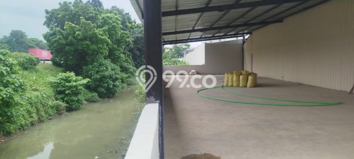 Gudang bagus disewakan di Karawaci Tangerang dengan LB 1538m2 harga sewa terbaik Gudang bagus disewakan di Karawaci Tangerang dengan LB 1538m2 harga sewa terbaik