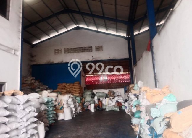 Disewakan Gudang di Pakuhaji Tangerang LT 1300m2, LB 1555m2 Disewakan Gudang di Pakuhaji Tangerang LT 1300m2, LB 1555m2