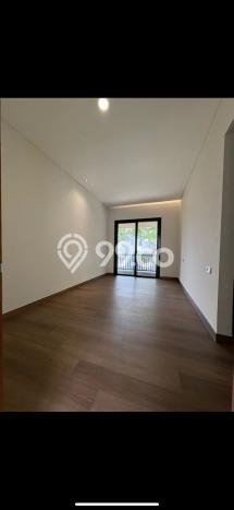 Rumah Mewah LB 346m2 Siap Huni Desain Elegan di BSD, Tangerang Rumah Mewah LB 346m2 Siap Huni Desain Elegan di BSD, Tangerang