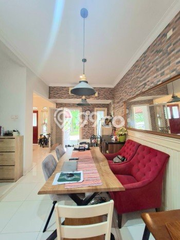 Rumah Elit LB 141m2 Siap Huni Desain Elegan di Bintaro, Tangerang Selatan Rumah Elit LB 141m2 Siap Huni Desain Elegan di Bintaro, Tangerang Selatan