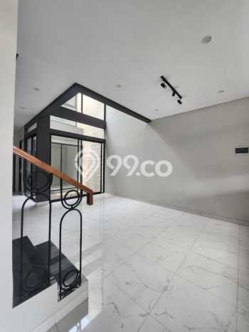For Sale Hunian Rumah Terawat 3 Kamar di Sektor 7A/B-Gading Serpong, Tangerang For Sale Hunian Rumah Terawat 3 Kamar di Sektor 7A/B-Gading Serpong, Tangerang
