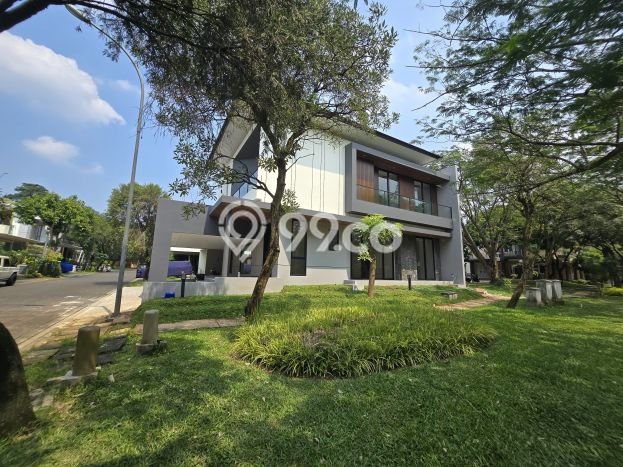 Rumah Mewah LB 360m2 Siap Huni Desain Elegan di BSD Foresta, Tangerang Rumah Mewah LB 360m2 Siap Huni Desain Elegan di BSD Foresta, Tangerang