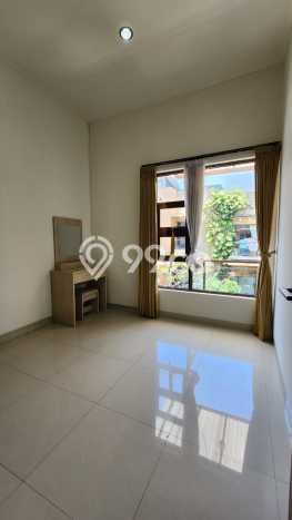 Rumah Disewakan Bandung LT 153m2 LB 220m2 Kawasan Surya Sumantri Rumah Disewakan Bandung LT 153m2 LB 220m2 Kawasan Surya Sumantri