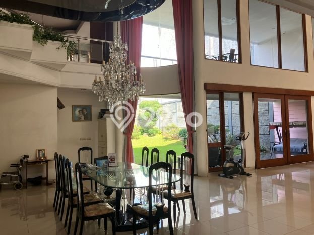 DIJUAL CEPAT! Rumah Premium di Sukajadi, Bandung, Luas 691m² LB 700m² Bisa Nego! DIJUAL CEPAT! Rumah Premium di Sukajadi, Bandung, Luas 691m² LB 700m² Bisa Nego!