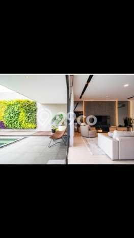 Rumah Mewah LB 400m2 Siap Pakai Desain Elegan di Kota Baru Parahyangan, Bandung Rumah Mewah LB 400m2 Siap Pakai Desain Elegan di Kota Baru Parahyangan, Bandung