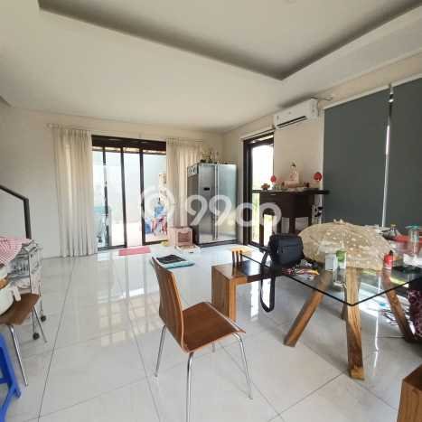 Jual Rumah Mewah Megah Dengan View Cantik di Kota Baru Parahyangan, Bandung Jual Rumah Mewah Megah Dengan View Cantik di Kota Baru Parahyangan, Bandung