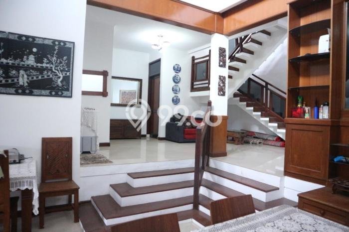 Rumah 4 KT 3 KM LT 518m², Luas Bangunan 300m² di Geger Kalong, Bandung Rumah 4 KT 3 KM LT 518m², Luas Bangunan 300m² di Geger Kalong, Bandung