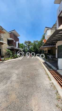 Rumah Disewakan Bandung LT 153m2 LB 220m2 Kawasan Surya Sumantri Rumah Disewakan Bandung LT 153m2 LB 220m2 Kawasan Surya Sumantri