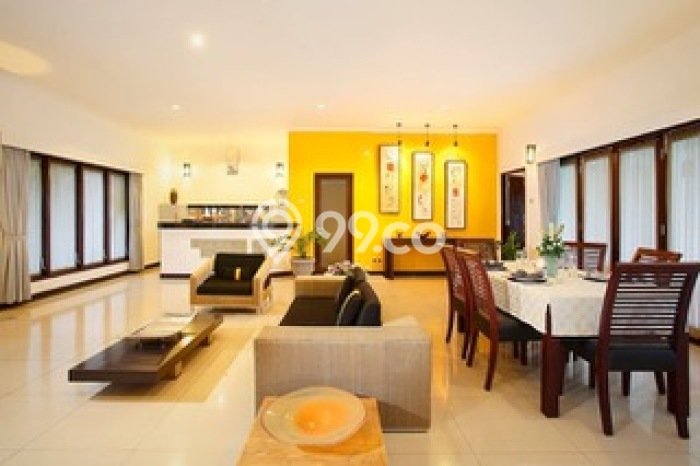 LOKASI STRATEGIS! Vila Kawasan , Luas 3390m2m², Akses ke pusat umum LOKASI STRATEGIS! Vila Kawasan , Luas 3390m2m², Akses ke pusat umum