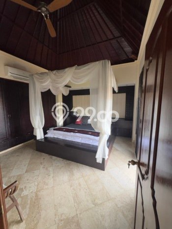 Tersedia Vila Kawasan , Dimensi 300m2m², Dekat mudah transportasi Tersedia Vila Kawasan , Dimensi 300m2m², Dekat mudah transportasi