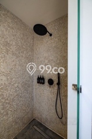 Vila di , Area 250m2m², Lokasi Strategis Vila di , Area 250m2m², Lokasi Strategis