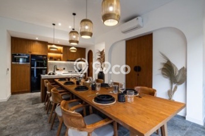 Vila di , Area 250m2m², Lokasi Strategis Vila di , Area 250m2m², Lokasi Strategis