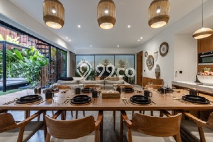 Vila di , Area 250m2m², Lokasi Strategis Vila di , Area 250m2m², Lokasi Strategis