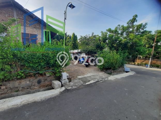 Rumah Strategis , Boyolali, Luas 305m2m² Bangunan 100m2m² Rumah Strategis , Boyolali, Luas 305m2m² Bangunan 100m2m²