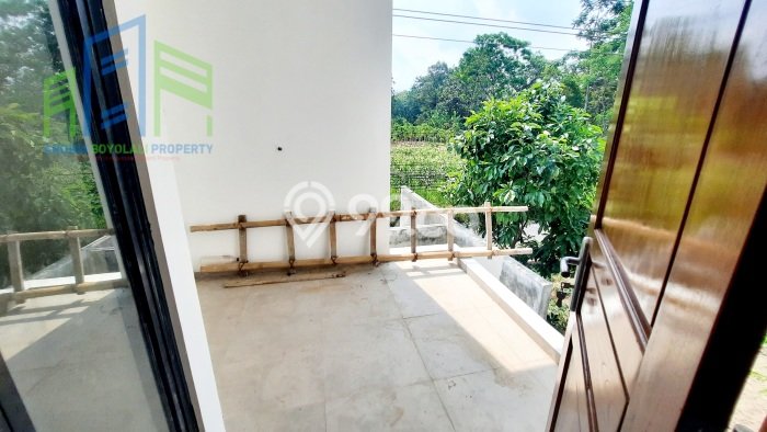 Rumah SUPER MEWAH! di Boyolali Kota, Boyolali, Luas 112m² LB 142m², HARGA SPESIAL Rumah SUPER MEWAH! di Boyolali Kota, Boyolali, Luas 112m² LB 142m², HARGA SPESIAL
