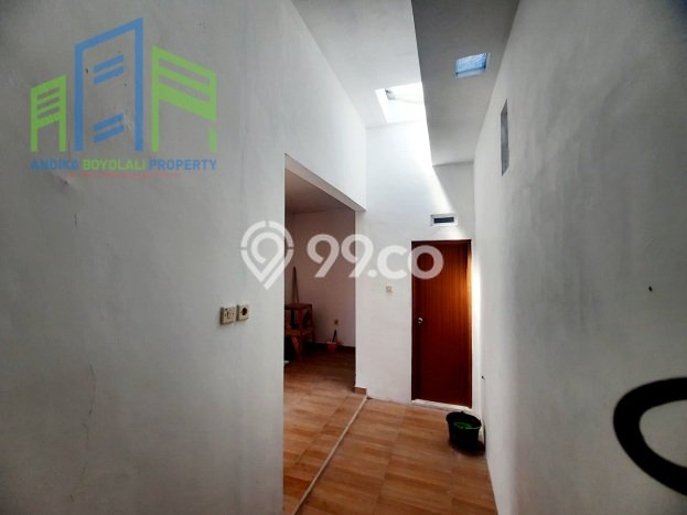 SIAP HUNI! Rumah Asri area Mojosongo, LT 60m2m² LB 40m2m² SIAP HUNI! Rumah Asri area Mojosongo, LT 60m2m² LB 40m2m²