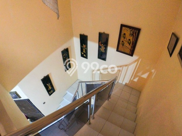 KESEMPATAN EMAS! Rumah Premium di Tebet, Jakarta Selatan, LT 165m² Bangunan 300m² KESEMPATAN EMAS! Rumah Premium di Tebet, Jakarta Selatan, LT 165m² Bangunan 300m²