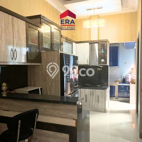 Jual Rumah Mewah Megah Dengan View Eksklusif di Condet, Jakarta Timur Jual Rumah Mewah Megah Dengan View Eksklusif di Condet, Jakarta Timur