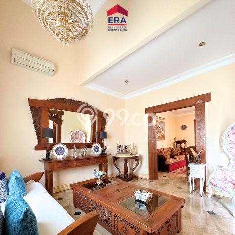 Siap Huni Rumah Mewah 5 Kamar di Jagakarsa Dekat ke Mana Saja Siap Huni Rumah Mewah 5 Kamar di Jagakarsa Dekat ke Mana Saja