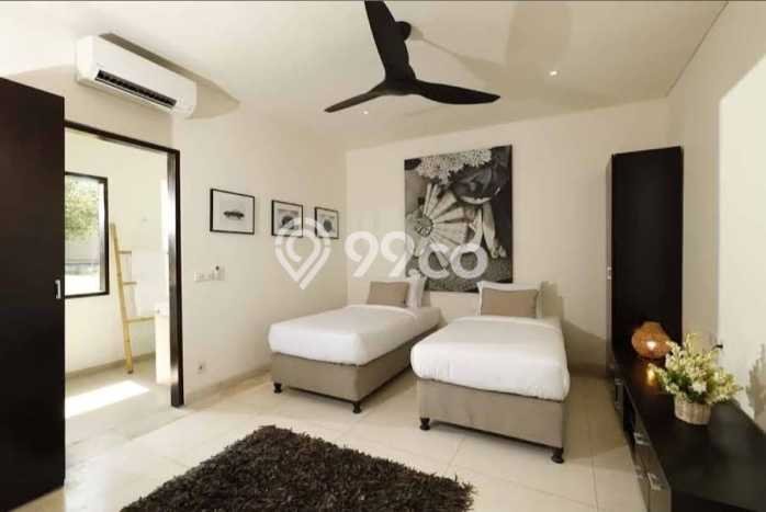 Kesempatan Langka! Vila Kawasan , Ukuran 1785m2m², Kawasan Berkembang dengan potensi naik Kesempatan Langka! Vila Kawasan , Ukuran 1785m2m², Kawasan Berkembang dengan potensi naik