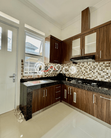 Dijual Rumah Premium dengan Fasilitas Sekitar Komplit di Cilandak, Jakarta Selatan Dijual Rumah Premium dengan Fasilitas Sekitar Komplit di Cilandak, Jakarta Selatan