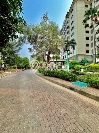 Jual Cepat Hunian Mewah Klasik di Jakarta Selatan Jual Cepat Hunian Mewah Klasik di Jakarta Selatan