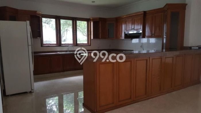 Hunian Mewah LB 600m2 Siap Pakai Desain Elegan di Kemang, Jakarta Selatan Hunian Mewah LB 600m2 Siap Pakai Desain Elegan di Kemang, Jakarta Selatan