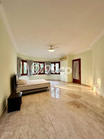 For Sale! Premium House LT 1060m2 Desain Modern di Kemang For Sale! Premium House LT 1060m2 Desain Modern di Kemang