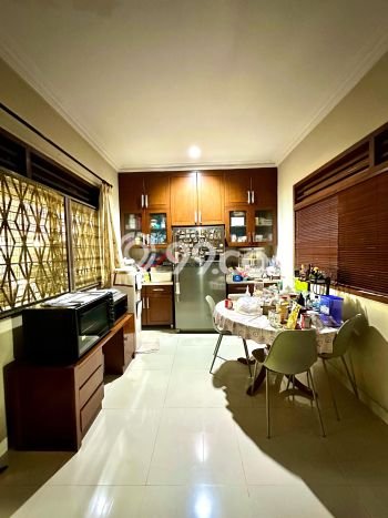 Siap Huni Rumah Mewah 5 Kamar di Cilandak Dekat ke Mana Saja Siap Huni Rumah Mewah 5 Kamar di Cilandak Dekat ke Mana Saja