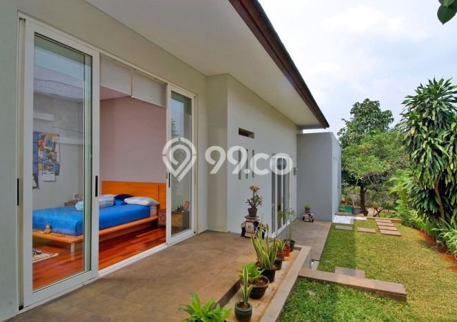 Ready to Use! Luxury House LT 1500m2 Desain Modern di Kemang Ready to Use! Luxury House LT 1500m2 Desain Modern di Kemang