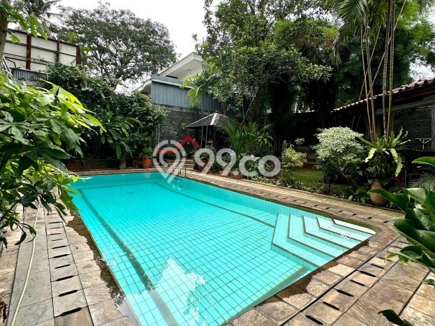 Rumah Luxury Modern Tanpa Renovasi di Kemang Jakarta Selatan Rumah Luxury Modern Tanpa Renovasi di Kemang Jakarta Selatan