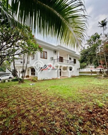 Rumah Luxury Modern Tanpa Renovasi di Kemang Jakarta Selatan Rumah Luxury Modern Tanpa Renovasi di Kemang Jakarta Selatan