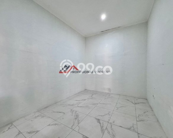 Rumah Mewah Dijual LT 240m2 di Cinere, Depok Rumah Mewah Dijual LT 240m2 di Cinere, Depok
