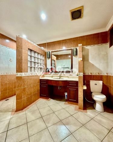 Rumah Luxury Modern Tanpa Renovasi di Kemang Jakarta Selatan Rumah Luxury Modern Tanpa Renovasi di Kemang Jakarta Selatan