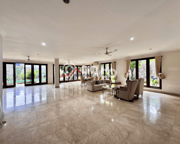 Jual Rumah Mewah Megah Dengan View Eksklusif di Kemang, Jakarta Selatan Jual Rumah Mewah Megah Dengan View Eksklusif di Kemang, Jakarta Selatan